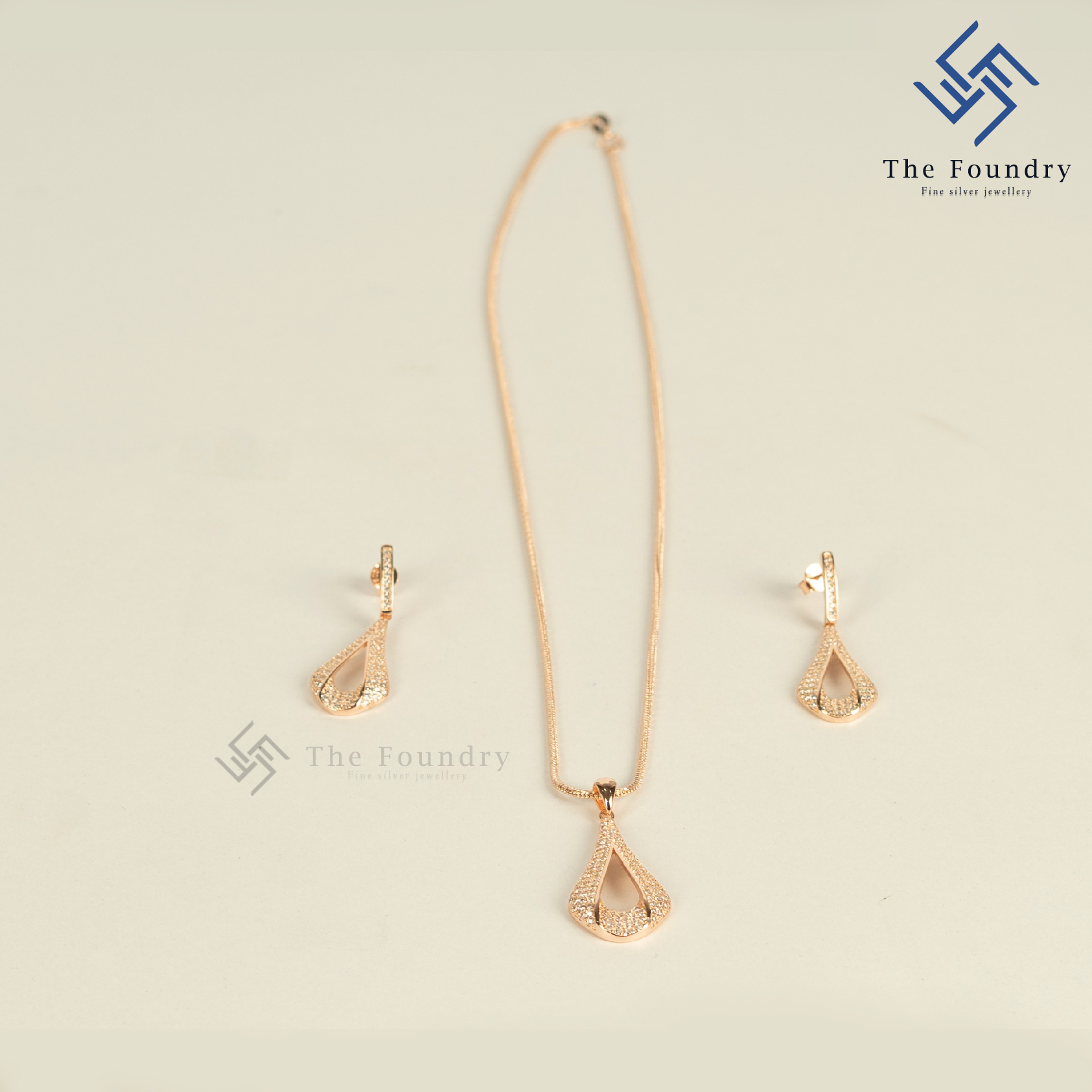 Sprightly Charm Diamond Pendant and Earrings Set
